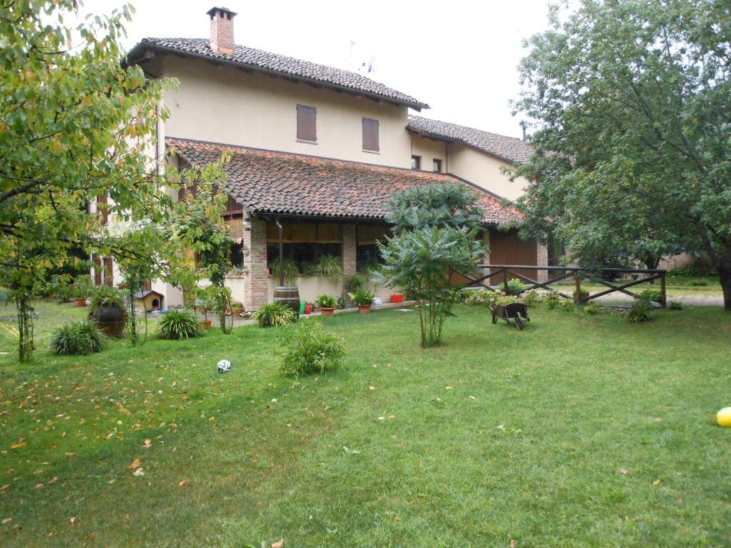 Locanda Del Molino Vecchio Magliano Alfieri Rum bild